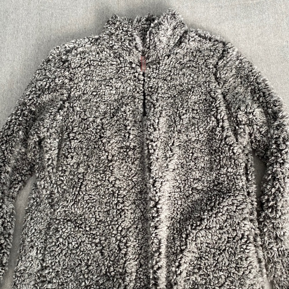 OFF BRAND TRUE GRIT PULLOVER